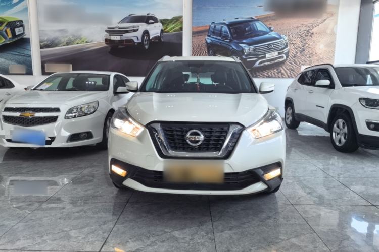 Used Nissan Kicks 2021 1.5L XV CVT Smart Connect Luxury Edition Front