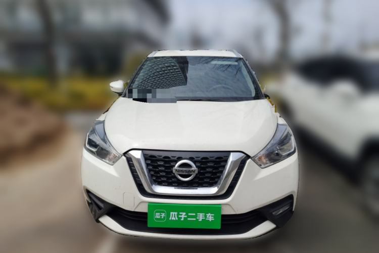 Used Nissan Kicks 2021 1.5L XV CVT Smart Connect Luxury Edition Front