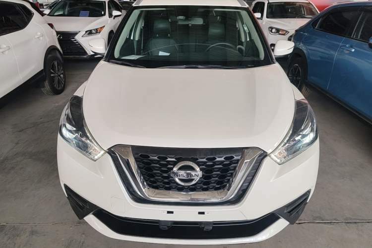 Used Nissan Kicks 2021 1.5L XV CVT Smart Connect Luxury Edition Front