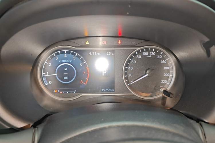Used Nissan Kicks 2021 1.5L XV CVT Smart Connect Luxury Edition Instrument Cluster