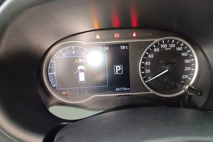 Used Nissan Kicks 2021 1.5L XV CVT Smart Connect Luxury Edition Instrument Cluster