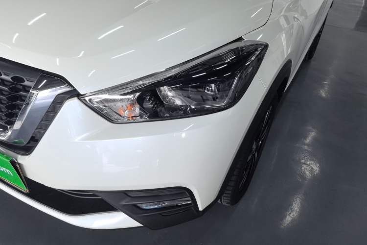Used Nissan Kicks 2021 1.5L XV CVT Smart Connect Luxury Edition Left Front Headlight