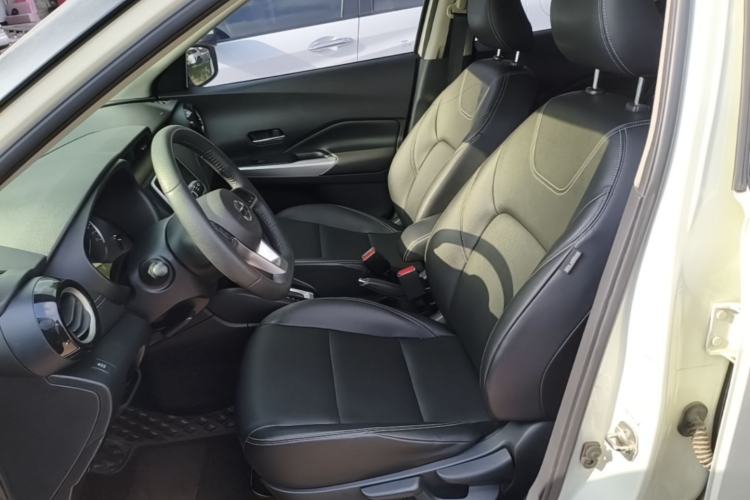 Used Nissan Kicks 2021 1.5L XV CVT Smart Connect Luxury Edition Left Front Seat