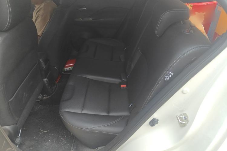 Used Nissan Kicks 2021 1.5L XV CVT Smart Connect Luxury Edition Left Rear Seat