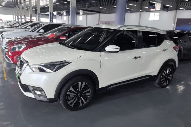 Used Nissan Kicks 2021 1.5L XV CVT Smart Connect Luxury Edition Left Side