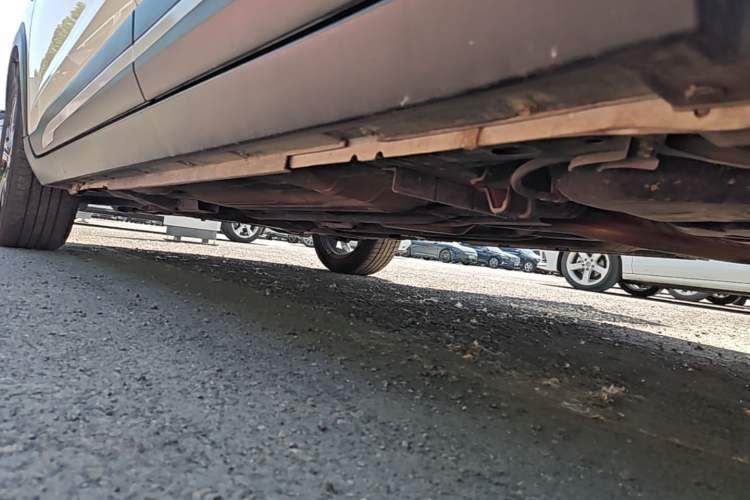 Used Nissan Kicks 2021 1.5L XL CVT Cool Enjoyment Edition Left Side Sill
