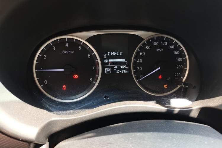 Used Nissan Kicks 2021 1.5L XL CVT Cool Enjoyment Edition Odometer Close Up