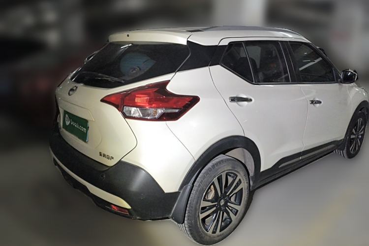 Used Nissan Kicks 2021 1.5L XV CVT Smart Connect Luxury Edition Rear Right 45 Deg
