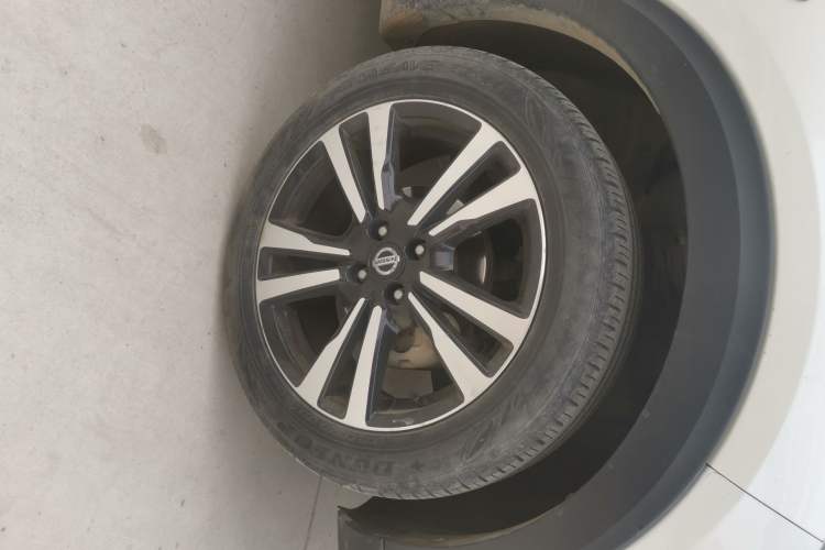 Used Nissan Kicks 2021 1.5L XL CVT Cool Enjoyment Edition Right Front Wheel Hub