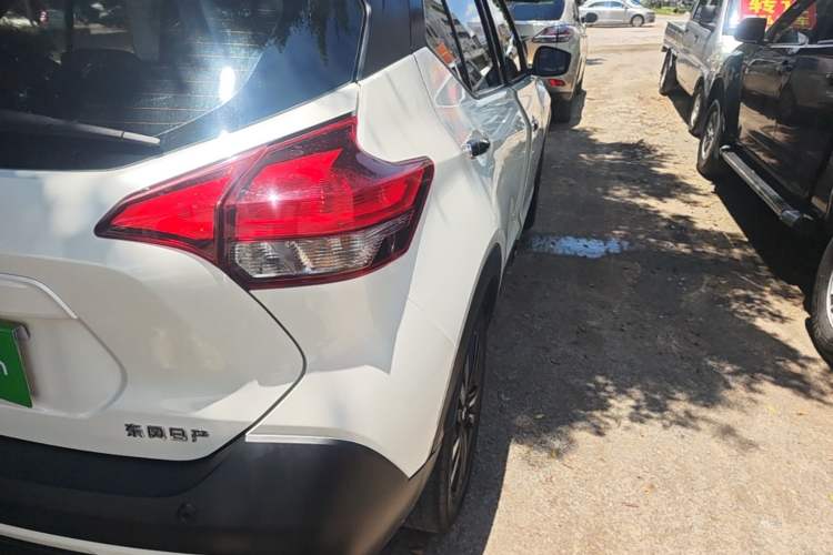 Used Nissan Kicks 2021 1.5L XV CVT Smart Connect Luxury Edition Right Rear Taillight