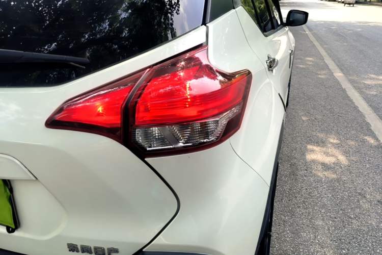 Used Nissan Kicks 2021 1.5L XE Manual Cool Edition Right Rear Taillight