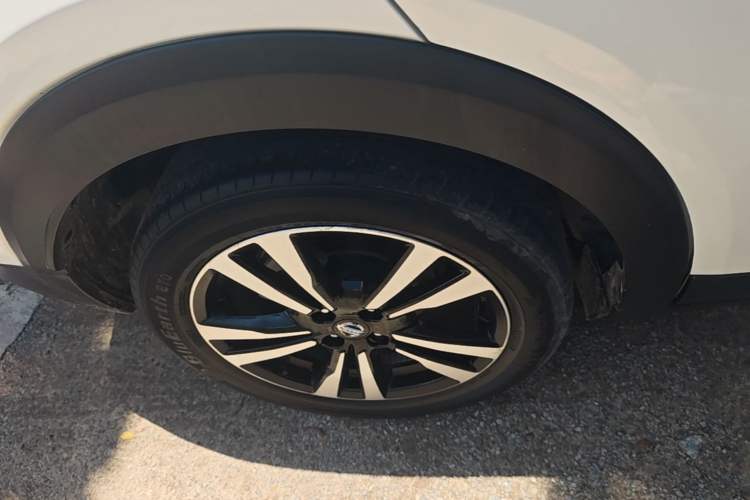 Used Nissan Kicks 2021 1.5L XV CVT Smart Connect Luxury Edition Right Rear Wheel Hub