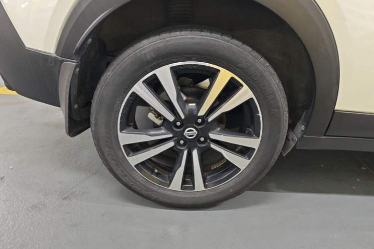 Used Nissan Kicks 2021 1.5L XV CVT Smart Connect Luxury Edition Right Rear Wheel Hub