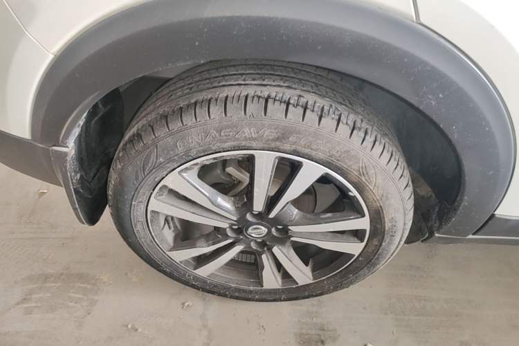 Used Nissan Kicks 2021 1.5L XV CVT Smart Connect Luxury Edition Right Rear Wheel Hub