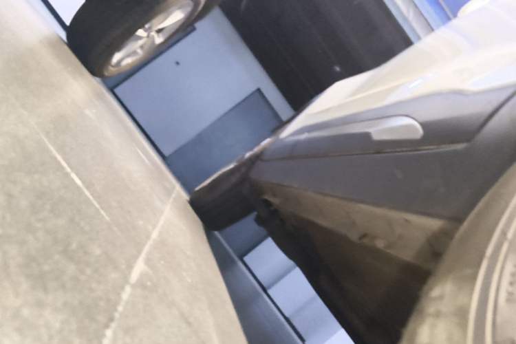 Used Nissan Kicks 2021 1.5L XL CVT Cool Enjoyment Edition Right Side Sill