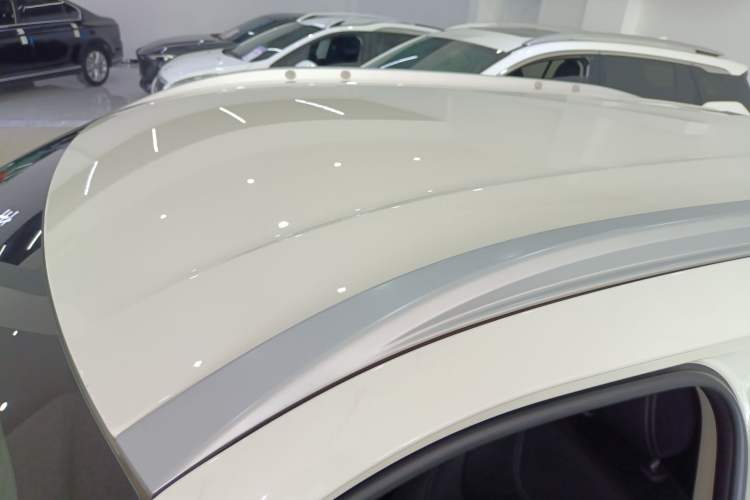 Used Nissan Kicks 2021 1.5L XV CVT Smart Connect Luxury Edition Roof