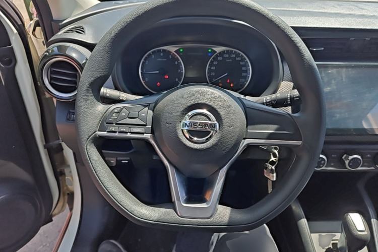 Used Nissan Kicks 2021 1.5L XL CVT Cool Enjoyment Edition Steering Wheel