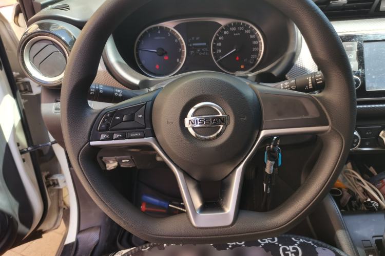 Used Nissan Kicks 2021 1.5L XL CVT Cool Enjoyment Edition Steering Wheel
