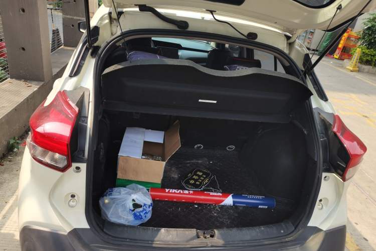 Used Nissan Kicks 2021 1.5L XL CVT Cool Enjoyment Edition Trunk