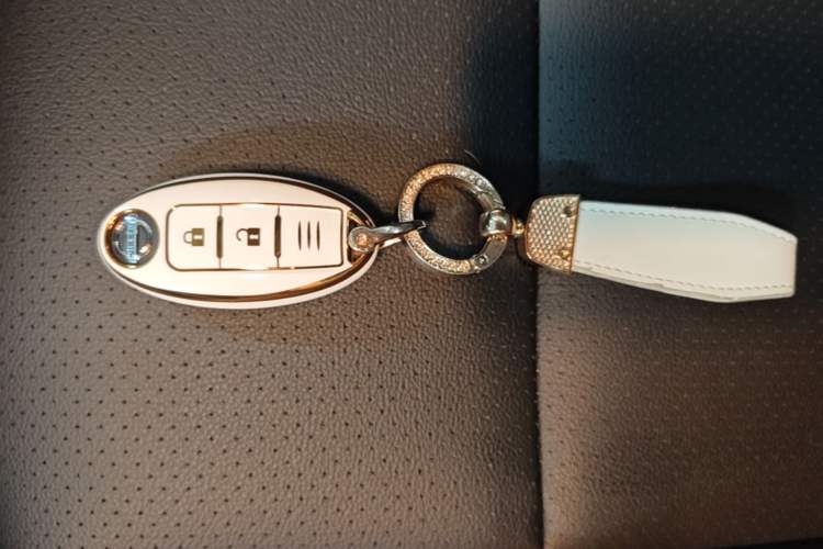Used Nissan Kicks 2021 1.5L XV CVT Smart Connect Luxury Edition Vehicle Key