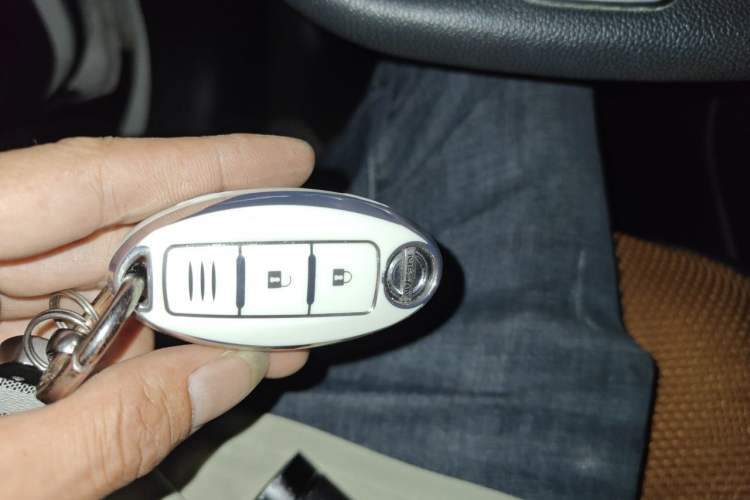 Used Nissan Kicks 2021 1.5L XV CVT Smart Connect Luxury Edition Vehicle Key