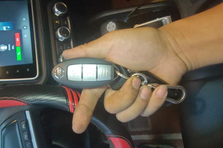 Used Nissan Kicks 2021 1.5L XV CVT Smart Connect Luxury Edition Vehicle Key