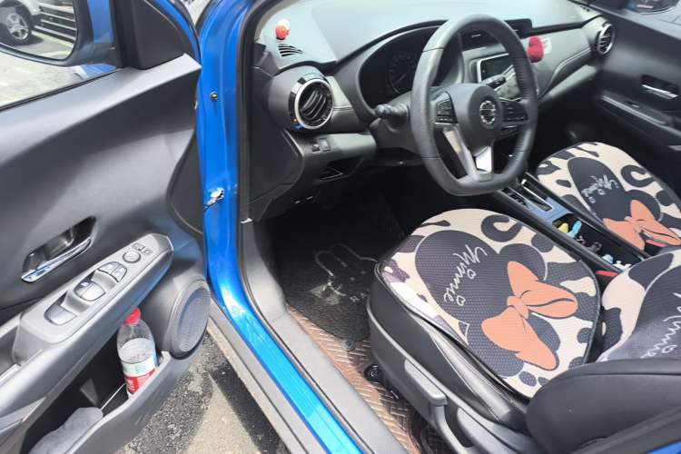 Used Nissan Kicks 2022 1.5L CVT XV Luxury Edition Driver Seat