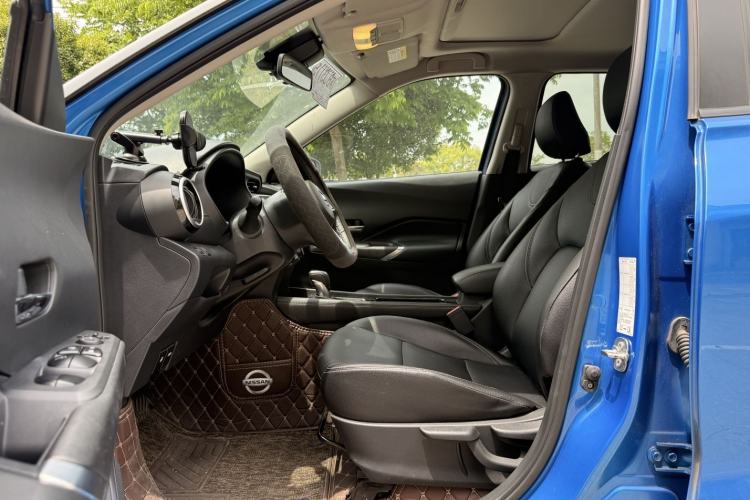 Used Nissan Kicks 2022 1.5L CVT XV Luxury Edition Driver Seat