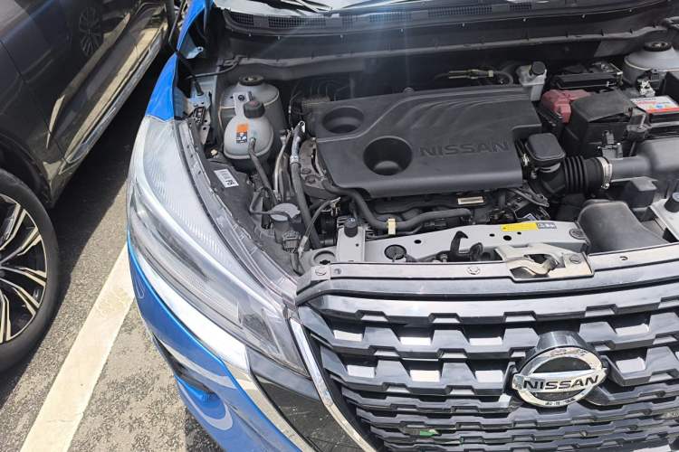Used Nissan Kicks 2022 1.5L CVT XV Luxury Edition Engine Bay Right