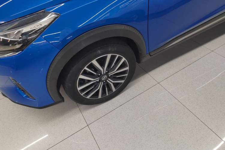 Used Nissan Kicks 2022 1.5L CVT XV Luxury Edition Left Front Wheel Hub