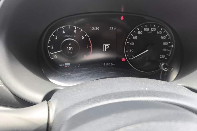 Used Nissan Kicks 2022 1.5L CVT XV Luxury Edition Odometer Close Up