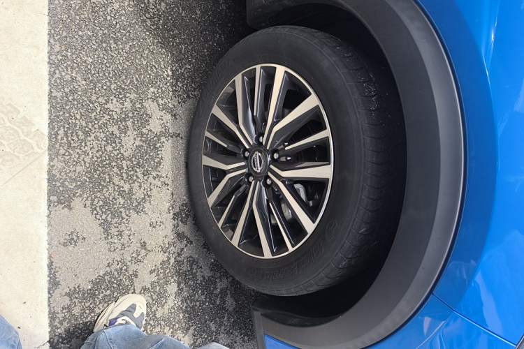 Used Nissan Kicks 2022 1.5L CVT XV Luxury Edition Right Front Wheel Hub
