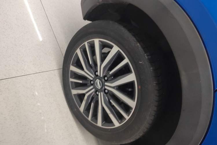 Used Nissan Kicks 2022 1.5L CVT XV Luxury Edition Right Rear Wheel Hub