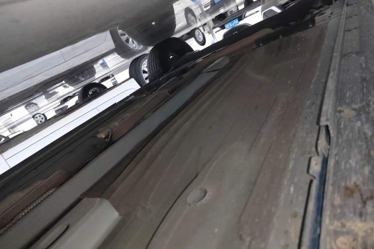 Used Nissan Kicks 2022 1.5L CVT XV Luxury Edition Right Side Sill