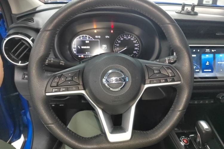 Used Nissan Kicks 2022 1.5L CVT XV Luxury Edition Steering Wheel