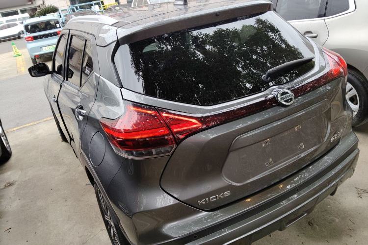 Used Nissan Kicks 2022 1.5L CVT XV Luxury Edition Exterior 2