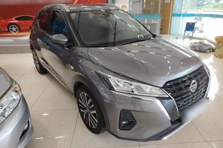 Used Nissan Kicks 2022 1.5L CVT XL Fashion Edition Front Right 45 Deg