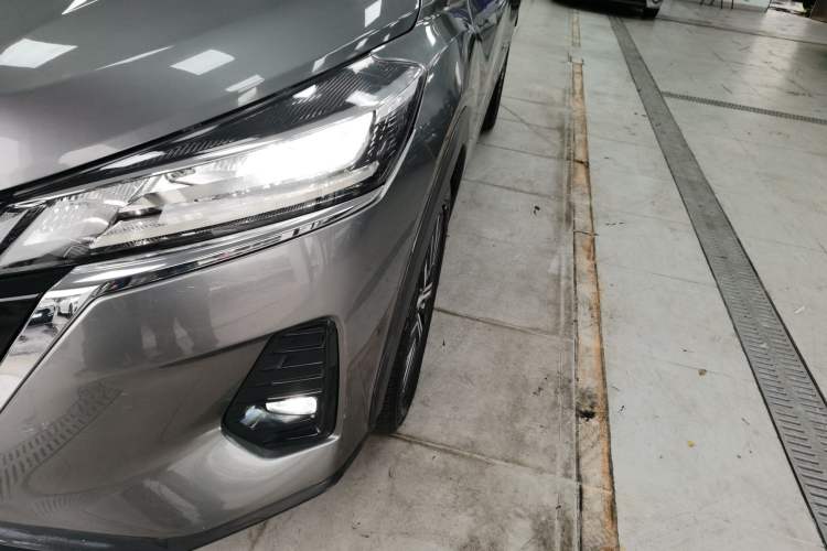 Used Nissan Kicks 2022 1.5L CVT XV Luxury Edition Left Front Headlight