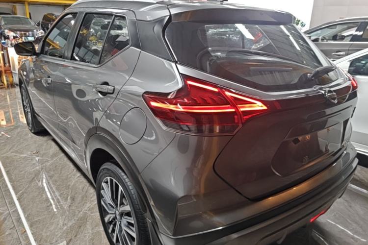 Used Nissan Kicks 2022 1.5L CVT XL Fashion Edition Rear Left 45 Deg