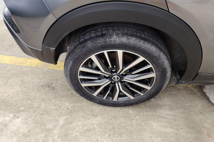 Used Nissan Kicks 2022 1.5L CVT XV Luxury Edition Right Rear Wheel Hub