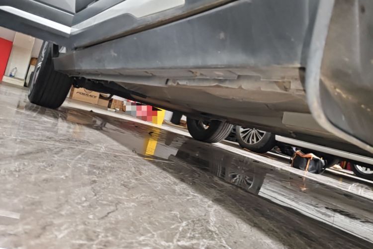 Used Nissan Kicks 2022 1.5L CVT XL Fashion Edition Right Side Sill
