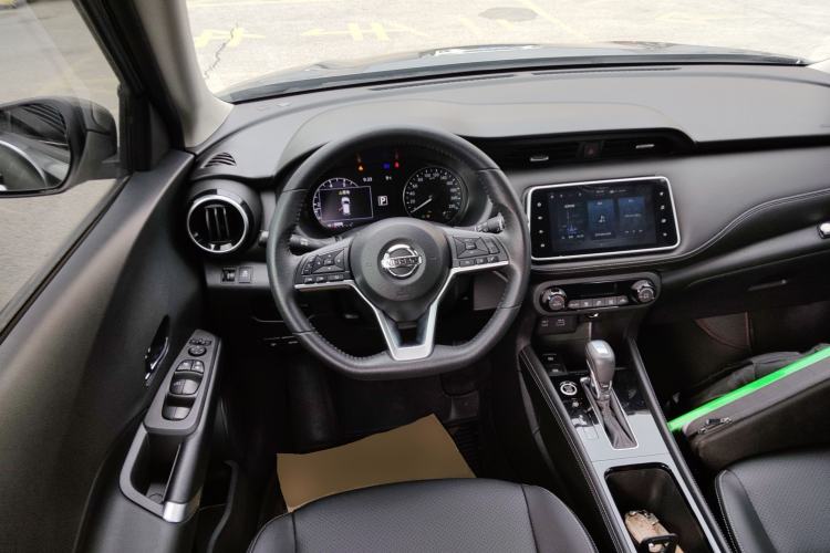 Used Nissan Kicks 2022 1.5L CVT XV Luxury Edition Steering Wheel