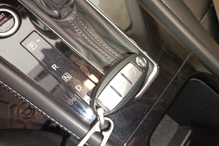 Used Nissan Kicks 2022 1.5L CVT XV Luxury Edition Vehicle Key