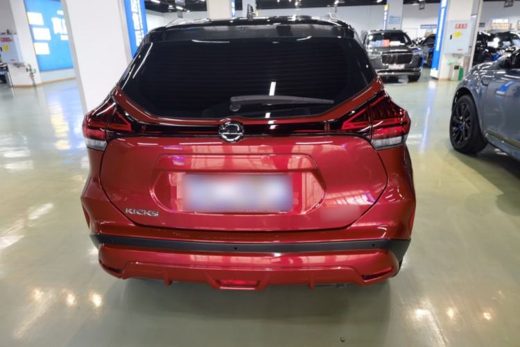 Used Nissan Kicks 2022 1.5L CVT XL Fashion Edition Exterior 4