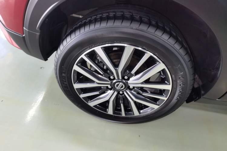 Used Nissan Kicks 2022 1.5L CVT XL Fashion Edition Exterior 8