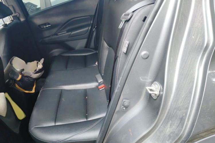Used Nissan Kicks 2022 1.5L CVT XV Luxury Edition Left Rear Seat
