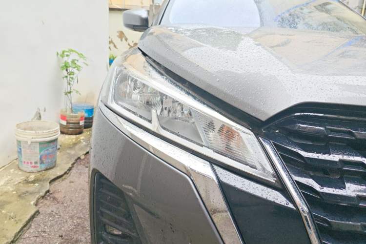 Used Nissan Kicks 2022 1.5L CVT XL Fashion Edition Right Front Headlight