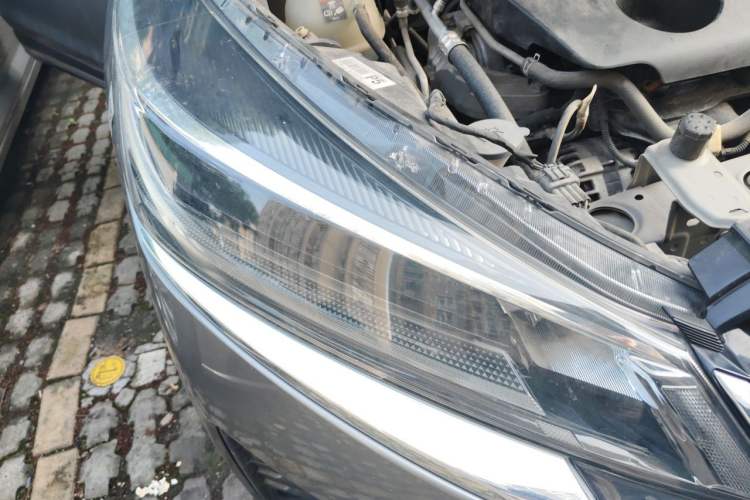 Used Nissan Kicks 2022 1.5L CVT XV Luxury Edition Right Front Headlight