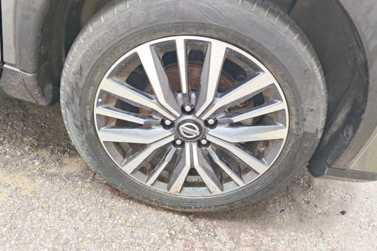 Used Nissan Kicks 2022 1.5L CVT XL Fashion Edition Right Front Wheel Hub