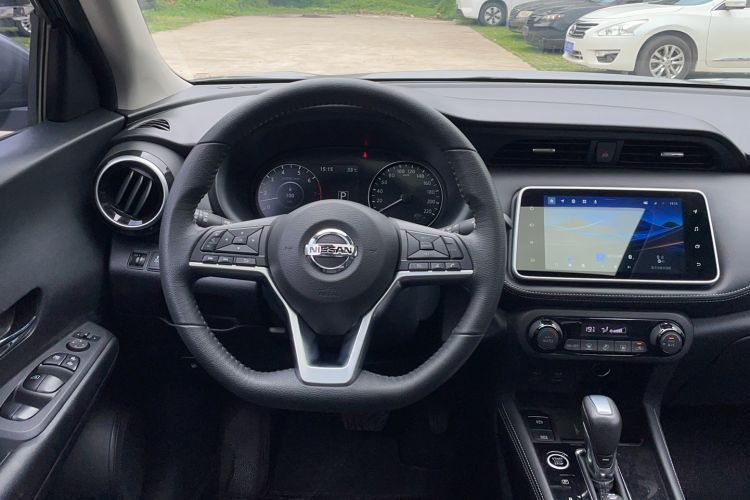 Used Nissan Kicks 2022 1.5L CVT XV Luxury Edition Steering Wheel